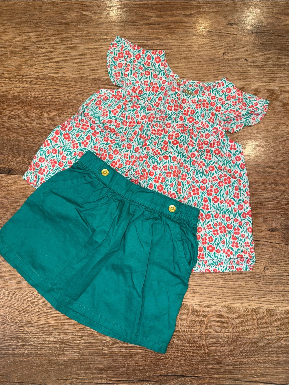 Oshkosh Skirt Set